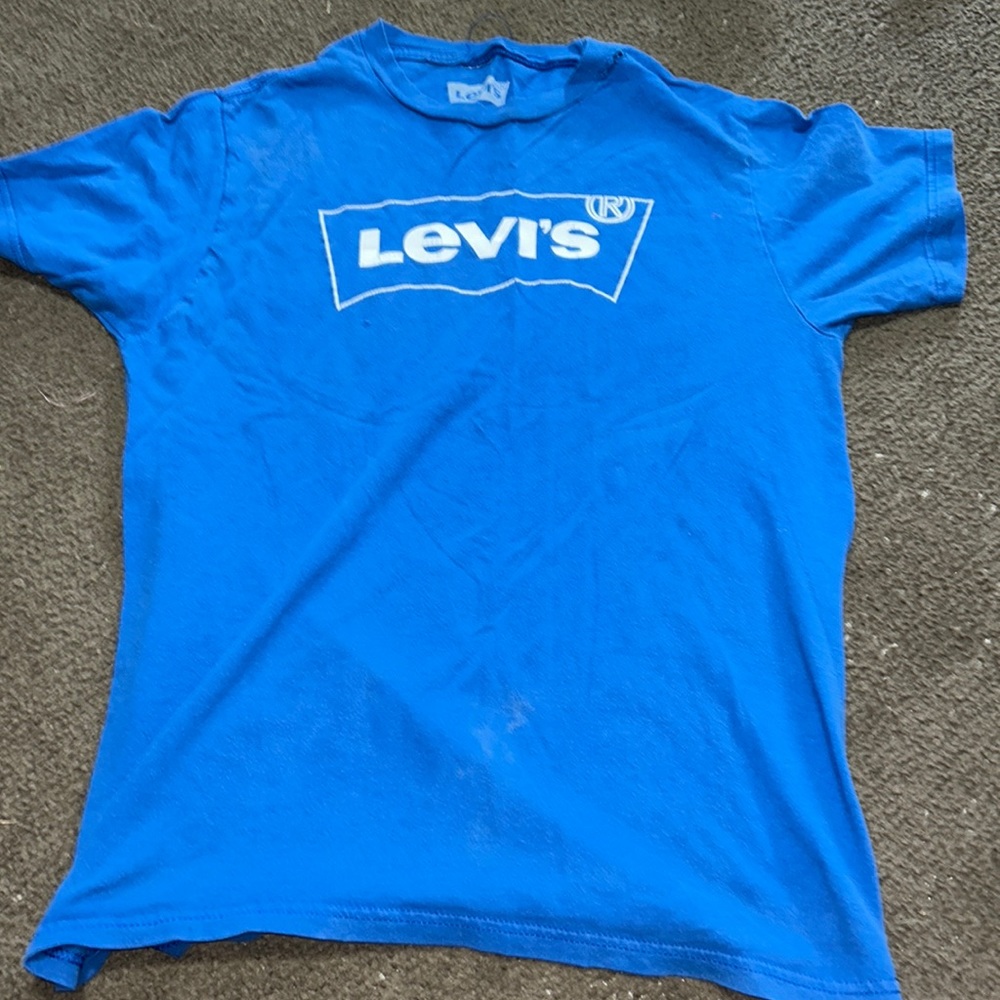 levi’s t shirt women
